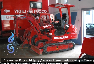 Yanmar B25V
Vigili del Fuoco
Comando Provinciale di La Spezia
Parole chiave: Yanmar B25V