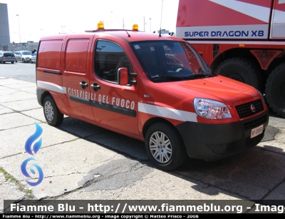 Fiat Doblò II serie
Vigili del Fuoco
Comando Provinciale di Roma
Distaccamento Aeroportuale di Fiumicino
Scorta Tecnica
VF 23062
Parole chiave: fiat doblò_IIserie vf23062