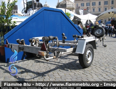 Carrello trasporto gommone
Polizia di Stato
Polizia 20650
Parole chiave: carrello_trasporto_gommone polizia20650