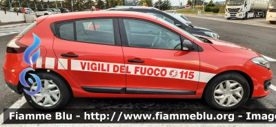 Renault Megane III serie
Vigili del Fuoco
Comando Provinciale di Milano
Autovetture acquistate nell'ambito di Expo2015
Allestita Focaccia
VF 27366
Parole chiave: Renault Megane_IIIserie VF27366