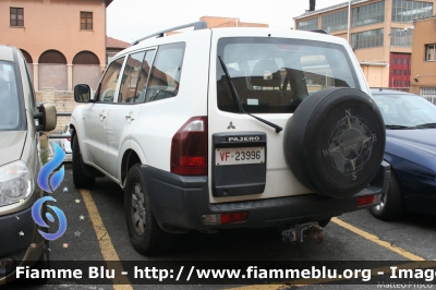 Mitsubishi Pajero Lwb III serie
Vigili del Fuoco
Comando Provinciale di Roma
VF 23996
Parole chiave: Mitsubishi Pajero_Lwb_IIIserie VF23996