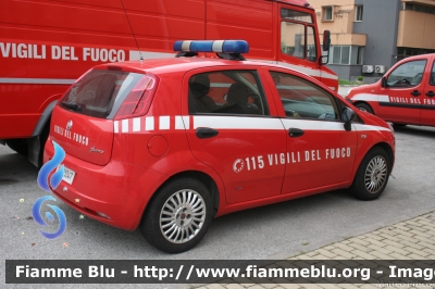 Fiat Grande Punto
Vigili del Fuoco
Comando Provinciale di Roma
VF 25047
Parole chiave: Fiat Grande_Punto VF25047