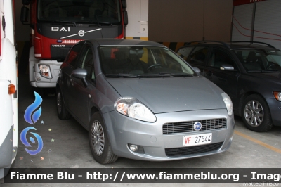 Fiat Grande Punto
Vigili del Fuoco
Comando Provinciale di Roma
VF 27544
Parole chiave: Fiat Grande_Punto VF27544