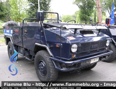 Iveco VM90
Carabinieri
CC AN 301
protezione civile Grecia
Parole chiave: Iveco Vm90 CCAN301 Festa_della_Repubblica_2008