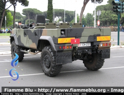 Iveco VTLM Lince
Esercito Italiano
EI CH 237
Parole chiave: iveco vtlm_lince eich237