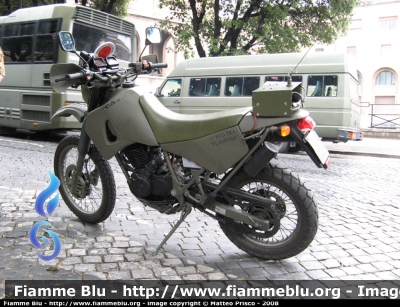 Cagiva T4 350
Esercito Italiano
II° BTG. TRASPORTI
"FLAMINIA"
Parole chiave: cagiva t4_350