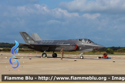 F-35B Lightining II
Aeronautica Militare Italiana
32° Stormo
32-13
Parole chiave: F-35B Lightining_II AM32_13