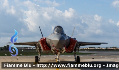 F-35B Lightining II
Aeronautica Militare Italiana
32° Stormo
32-13
Parole chiave: F-35B Lightining_II AM32_13