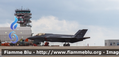 F-35B Lightining II
Aeronautica Militare Italiana
32° Stormo
32-13
Parole chiave: F-35B Lightining_II AM32_13