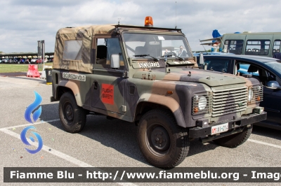 Land Rover Defender 90
Aeronautica Militare Italiana
Sicurezza Volo
AM AI 214
Parole chiave: Land_Rover Defender_90 AMAI214