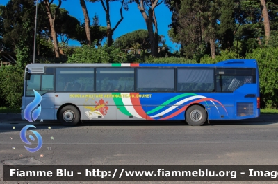 Irisbus MyWay
Aeronautica Militare
Scuola Militare Aeronautica "Giulio Doueth" - Firenze
* nuova livrea *
AM CC 290
Parole chiave: Irisbus MyWay AMCC290