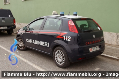 Fiat Grande Punto
Carabinieri
Polizia Militare presso l'Aeronautica Militare
AM CL 329
Parole chiave: Fiat Grande_Punto AMCL329