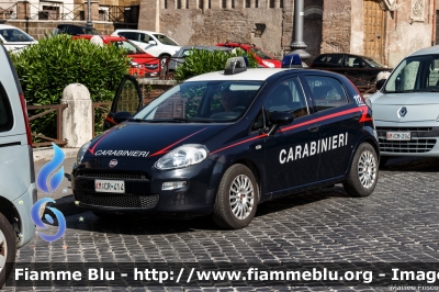 Fiat Punto VI serie
Carabinieri
Polizia Militare presso
Aeronautica Militare
AM CR 414
Parole chiave: Fiat Punto_VIserie AMCR414