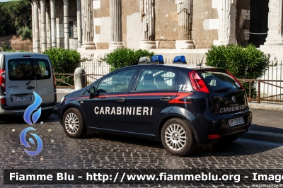 Fiat Punto VI serie
Carabinieri
Polizia Militare presso
Aeronautica Militare
AM CR 414
Parole chiave: Fiat Punto_VIserie AMCR414