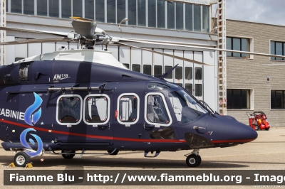 Agusta Westland AW139
Carabinieri
Raggruppamento Aeromobili
Centro Elicotteri di Pratica di Mare (RM)
Fiamma 01
Parole chiave: Agusta_Westland AW139 CC01