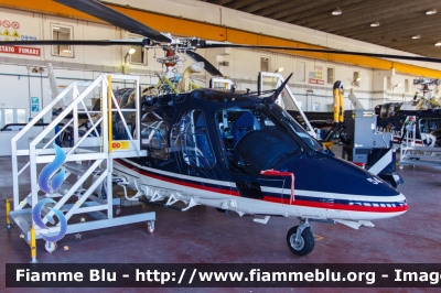 Agusta A109 Nexus
Carabinieri
Fiamma 54
6° Nucleo Elicotteri Bari
Parole chiave: Agusta A109_Nexus CC54