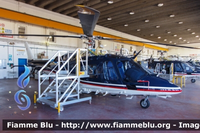 Agusta A109 Nexus
Carabinieri
Fiamma 54
6° Nucleo Elicotteri Bari
Parole chiave: Agusta A109_Nexus CC54