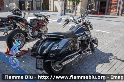 Moto Guzzi California Touring 1400
Carabinieri
Reggimento Corazzieri
CC A4905
Parole chiave: Moto_Guzzi California_Touring_1400 CCA4905