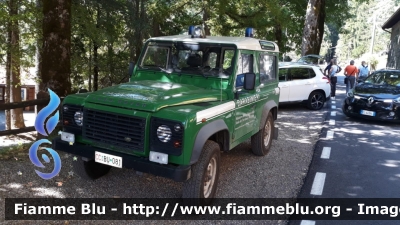 Land Rover Defender 90
Carabinieri
Comando Carabinieri Unità per la tutela Forestale, Ambientale e Agroalimentare
Direzione Generale per la Protezione della Natura
CC BU 081
Parole chiave: Land_Rover Defender_90 CCBU081