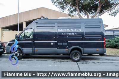 Iveco Daily IV serie restyle
Carabinieri
Nucleo Artificieri Antisabotaggio
CC CY 659
Parole chiave: Iveco Daily_IVserie_restyle CCCY659