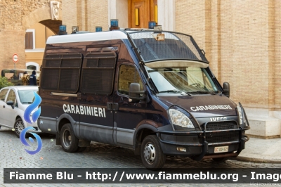 Iveco Daily V serie
Carabinieri
VIII Reggimento "Lazio"
Allestimento Sperotto
CC DD 525
Parole chiave: Iveco Daily_Vserie CCDD525