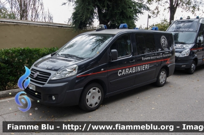 Fiat Scudo IV serie
Carabinieri
Reparto Investigazioni Scientifiche Roma
CC DI 065
Parole chiave: Fiat Scudo_IVserie CCDI065