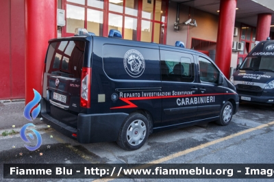 Fiat Scudo IV serie
Carabinieri
Reparto Investigazioni Scientifiche Roma
CC DI 065
Parole chiave: Fiat Scudo_IVserie CCDK065