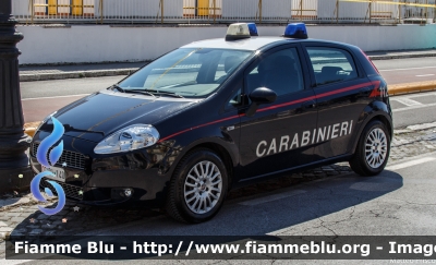 Fiat Grande Punto
Carabinieri
CC DI 140
Parole chiave: Fiat Grande_Punto CCDI140