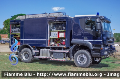 Iveco Trakker AT190T45W 4x4 II serie 
Carabinieri
Raggruppamento Aeromobili
Servizio Antincendio Eliporti
Allestimento Magirus
CC DI 533

Si ringrazia il Comando Generale
dell'Arma dei Carabinieri per la disponibilità
Parole chiave: Iveco Trakker_AT190T45W_4x4_IIserie CCDI533