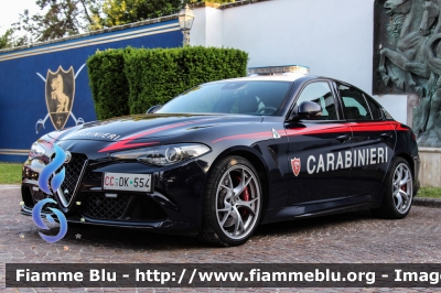 Alfa Romeo Nuova Giulia Quadrifoglio
Carabinieri
Nucleo Operativo e RadioMobile di Roma
CC DK 554
Parole chiave: Alfa_Romeo Nuova_Giulia_Quadrifoglio CCDK554