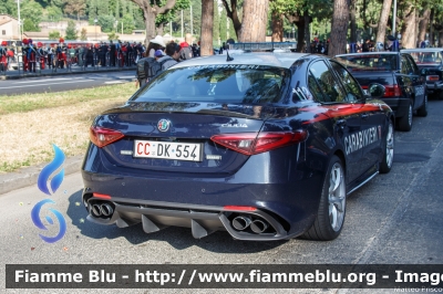 Alfa Romeo Nuova Giulia Quadrifoglio
Carabinieri
Nucleo Operativo e RadioMobile di Roma
CC DK 554
Parole chiave: Alfa_Romeo Nuova_Giulia_Quadrifoglio CCDK554