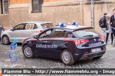 Alfa Romeo Nuova Giulietta
Carabinieri
CC DK 728
Parole chiave: Alfa_Romeo Nuova_Giulietta CCDK728