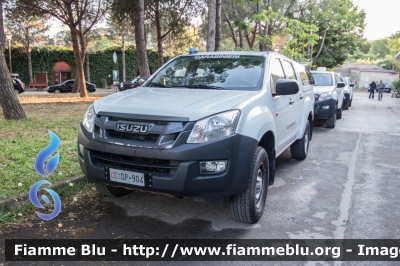 Isuzu D-Max II serie
Carabinieri
Comando Carabinieri Unità per la tutela Forestale, Ambientale e Agroalimentare
Nucleo Cinofili
CC DP 904
Parole chiave: Isuzu D-Max_IIserie CCDP904