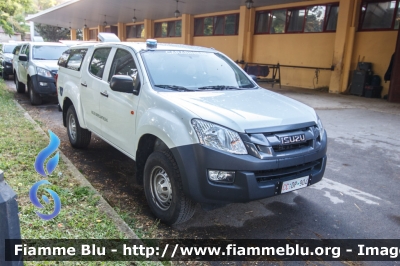 Isuzu D-Max II serie
Carabinieri
Comando Carabinieri Unità per la tutela Forestale, Ambientale e Agroalimentare
Nucleo Cinofili
CC DP 904
Parole chiave: Isuzu D-Max_IIserie CCDP904