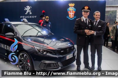 Peugeot 308 GTi
Carabinieri
Nucleo Operativo e Radiomobile
CC DT 308

Qui il Com. Generale dell'Arma dei Carabinieri Tullio del Sette
con il Direttore Generale di Groupe PSA Italia Massimo Roserba
Parole chiave: Peugeot 308_GTi CCDT308