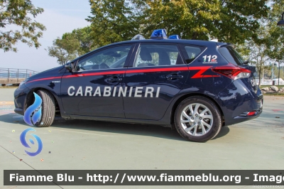 Toyota Auris Hybrid
Carabinieri
CC DV 505

esemplare unico comprato dal Comune di Sirmione (BS)
per la locale stazione dei Carabinieri
Parole chiave: Toyota Auris_Hybrid CCDV505