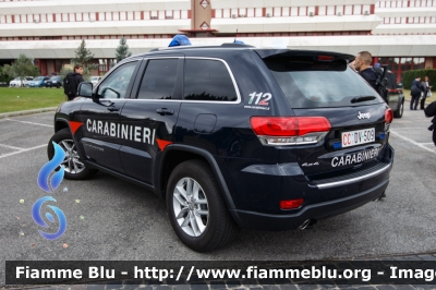 Jeep Grand Cherokee
Carabinieri
Aliquote di Primo Intervento
Allestimento Repetti
Decorazione Grafica Artlantis
CC DV 509
Parole chiave: Jeep Grand_Cherokee CCDV509