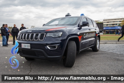 Jeep Grand Cherokee
Carabinieri
Aliquote di Primo Intervento
Allestimento Repetti
Decorazione Grafica Artlantis
CC DV 509
Parole chiave: Jeep Grand_Cherokee CCDV509