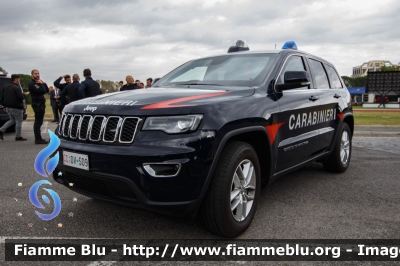 Jeep Grand Cherokee
Carabinieri
Aliquote di Primo Intervento
Allestimento Repetti
Decorazione Grafica Artlantis
CC DV 509
Parole chiave: Jeep Grand_Cherokee CCDV509