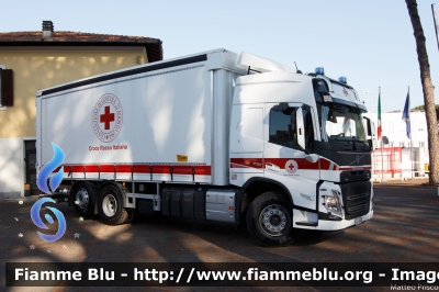 Volvo FM 430
Croce Rossa Italiana
C.O.N.E.
Centro Operativo Nazionale Emergenze
CRI 655 AI
Parole chiave: Volvo FM_430 CRI655AI