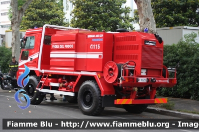 Sirmac 524D 4x4 Firebreak
Vigili del Fuoco
Comando Provinciale di Roma
Allestimento Rampini
VF 16250
Parole chiave: Sirmac 524D_4x4_Firebreak VF16250