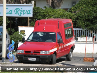 Fiat Fiorino II serie
Vigili del Fuoco
Comando Provinciale di Roma
Distaccamento Roma Ostiense
VF 20926
Parole chiave: Fiat Fiorino_IIserie VF20926