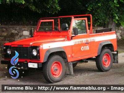 Land Rover Defender 90
Vigili del Fuoco
Comando Provinciale di Roma
VF 19613
Parole chiave: Land_Rover Defender_90 VF19613