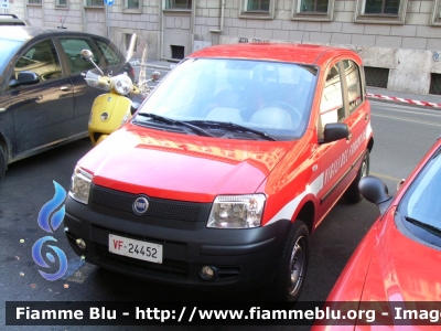 Fiat Nuova Panda 4x4 I serie
Vigili del Fuoco
Comando Provinciale di Roma
VF 24452
Parole chiave: Fiat Nuova_Panda_4x4_Iserie VF24452