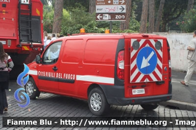 Fiat Doblò II serie
Vigili del Fuoco
Comando Provinciale di Roma
Distaccamento Aeroportuale di Fiumicino
Scorta Tecnica
VF 23061
Parole chiave: Fiat Doblò_IIserie VF23061