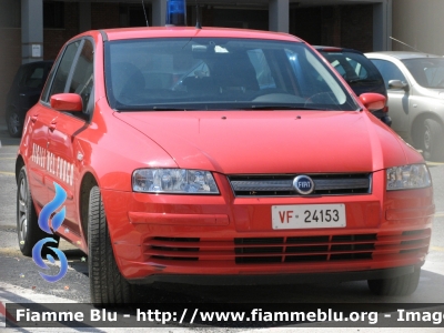 Fiat Stilo II serie
Vigili del Fuoco
Comando Provinciale di Roma
Distaccamento Aeroportuale di Fiumicino
VF 24153
Parole chiave: Fiat Stilo_IIserie VF24153