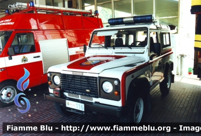 Land Rover Defender 90
Repubblica di San Marino
Polizia Civile
POLIZIA 116
Parole chiave: Land_Rover Defender_90 POLIZIA116