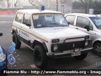 Lada Niva
Protezione Civile
Associazione "The Angels"
Roma
Parole chiave: Lada Niva