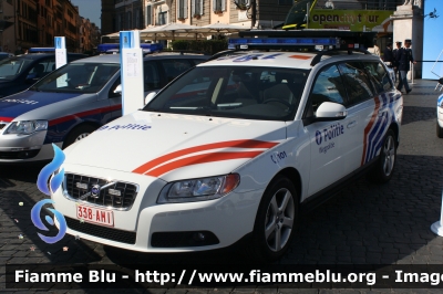 Volvo V70
Koninkrijk België - Royaume de Belgique - Königreich Belgien - Belgio
Police Fédérale
Parole chiave: Volvo V70