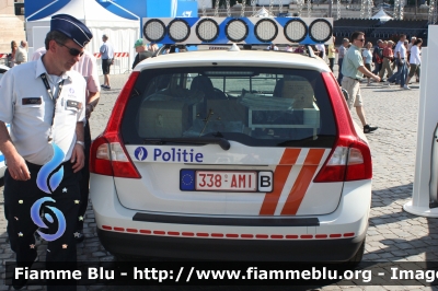 Volvo V70
Koninkrijk België - Royaume de Belgique - Königreich Belgien - Belgio
Police Fédérale
Parole chiave: Volvo V70